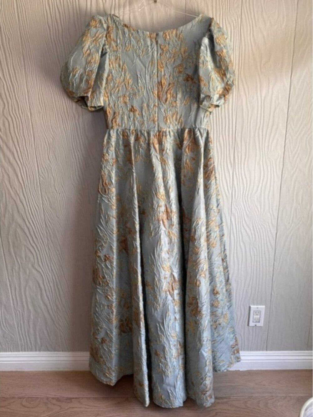 Mac Duggal Light Blue and Gold Puff-Sleeve High-Low Jacquard Gown #11608 Sz: 10 - Picture 4 of 12